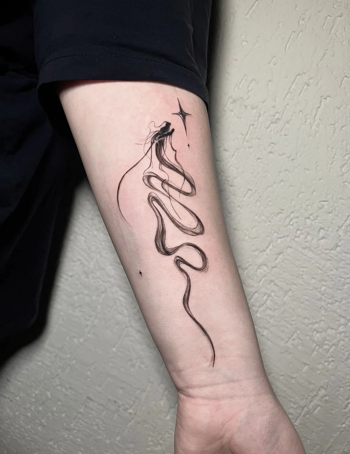 İzmir fine line tattoo örneği — Şeyma Kayır